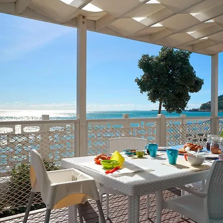 Holiday park Le Palme Village