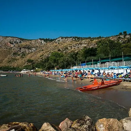 Parco vacanze Le Palme Village Terracina
